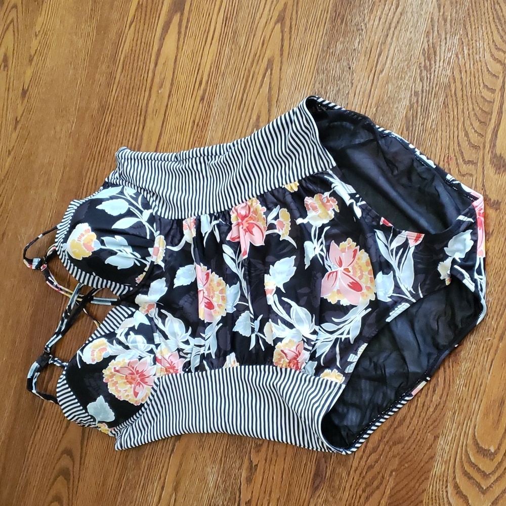 Torrid brand 1 price swim suit